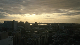夜明けの東京